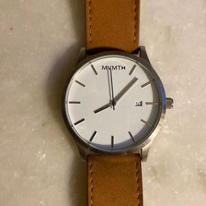 MVMT Classic White Tan - 45mm